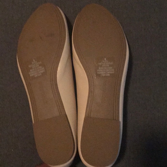 Flats - Picture 4 of 4